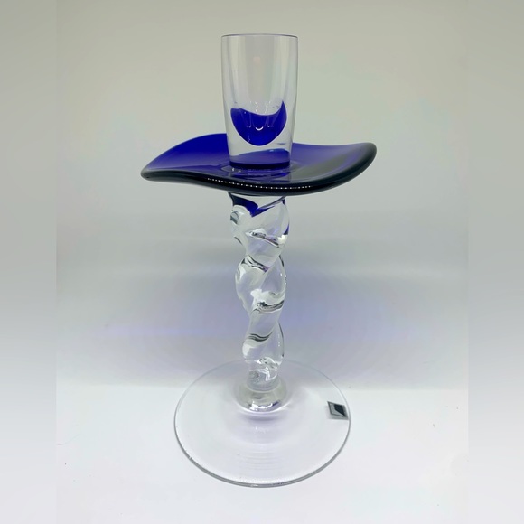 Rare find!  Atelier MORAVA CZECH cobalt blue twisted stem glass candlestick! - Picture 1 of 11